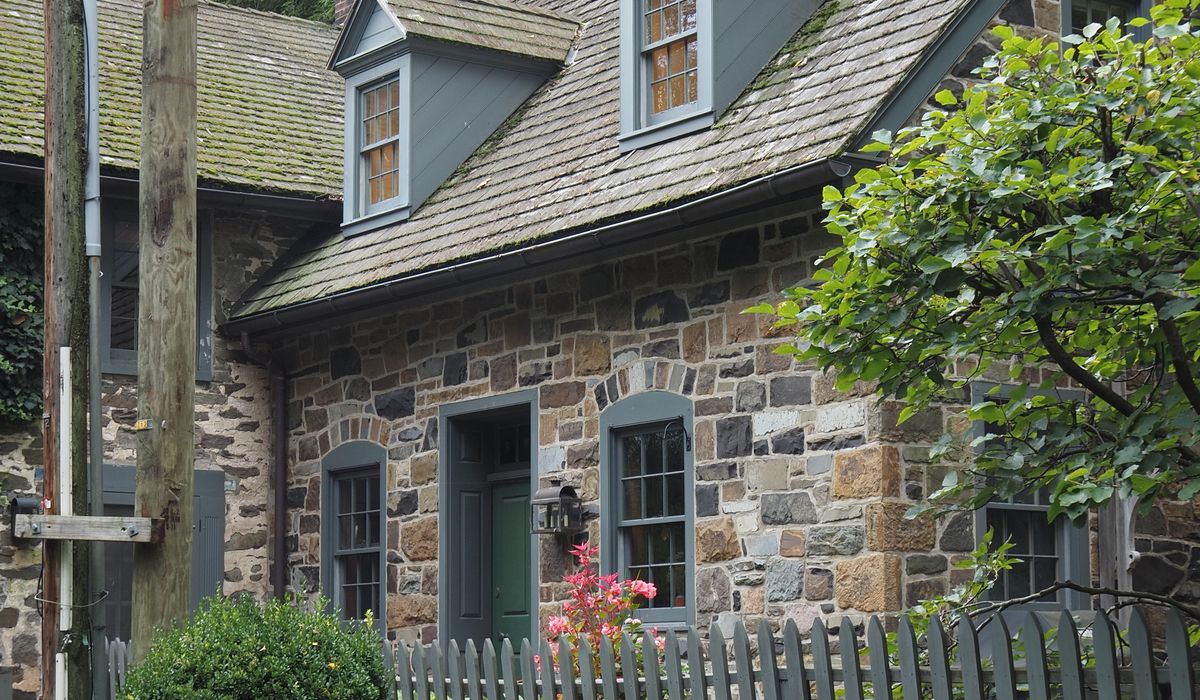 Essential Packing List for a British Woodland Retreat