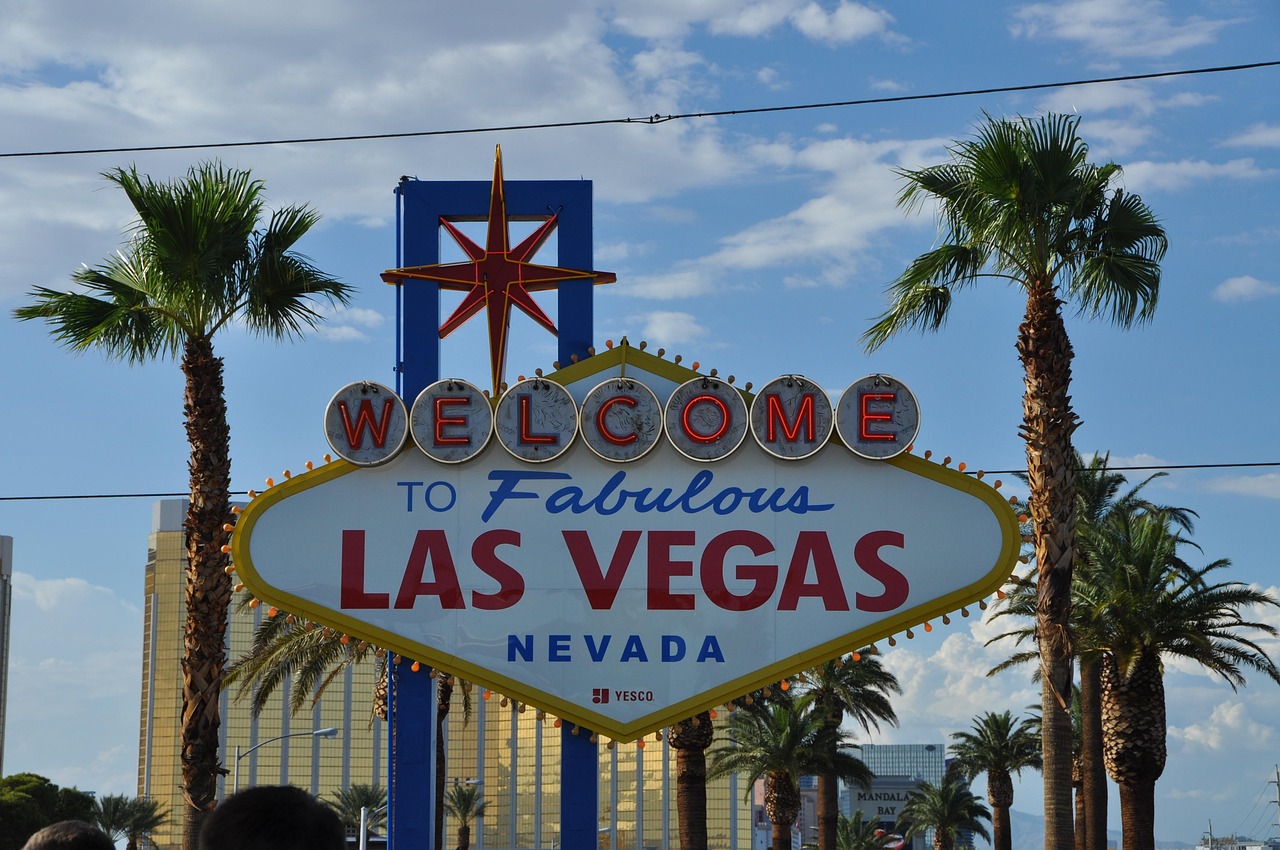 Beyond the Spin: How Smart Players Approach iGaming in 2024